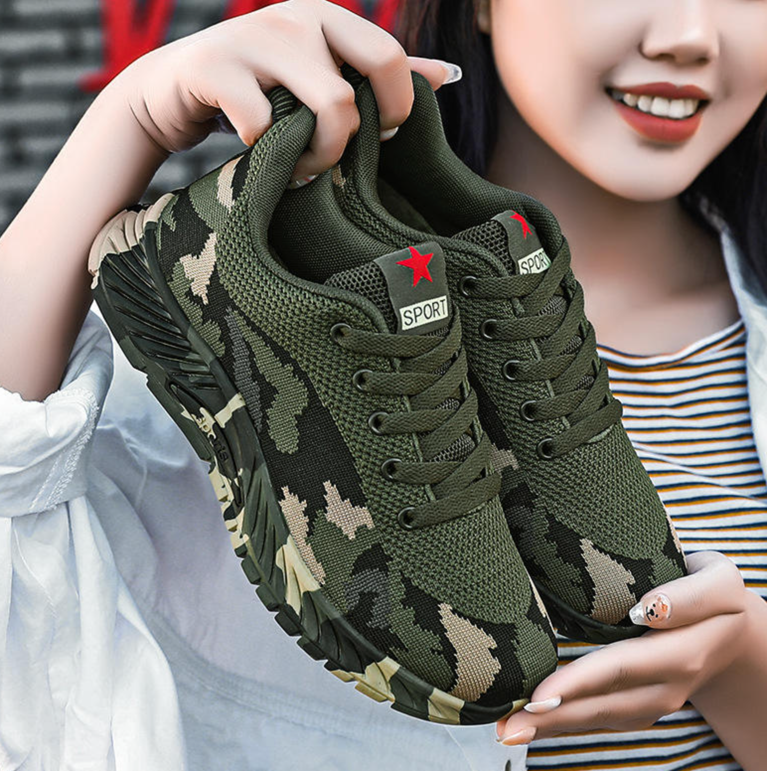 Unisex Retro Camouflage Canvas Sneakers