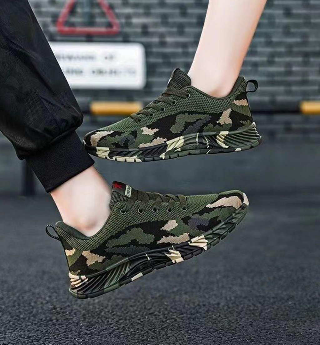 Unisex Retro Camouflage Canvas Sneakers