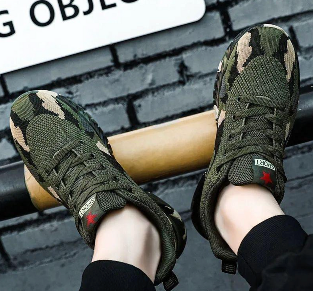 Unisex Retro Camouflage Canvas Sneakers