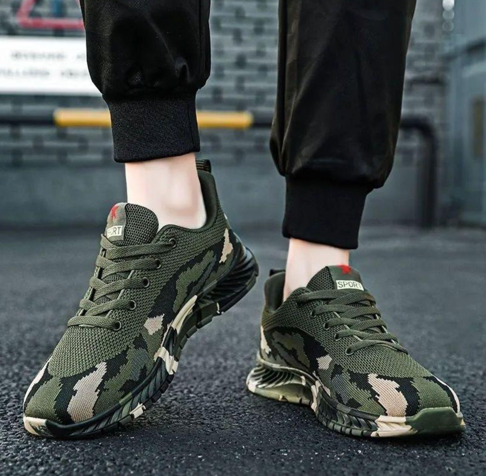 Unisex Retro Camouflage Canvas Sneakers
