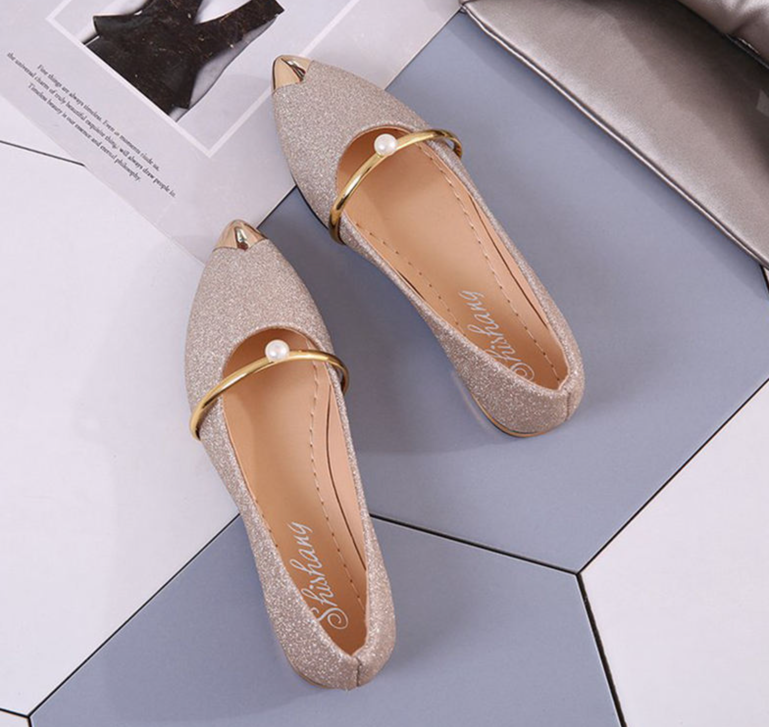 Women’s Pointed-Toe Leather Flats
